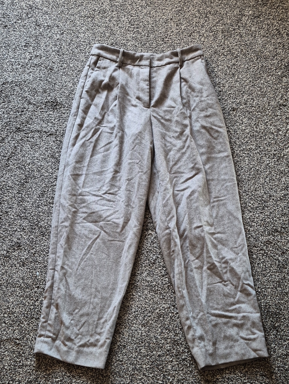 Banana Republic Light Gray Tailored Pleated Trousers